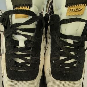 Nike Nest 354 sneakers sz 12